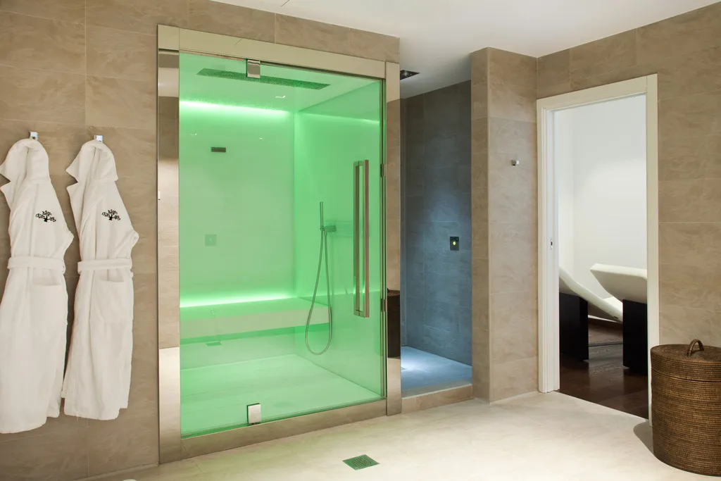 Sports and Entertainment, Magna Pars L'Hotel à Parfum, Milan