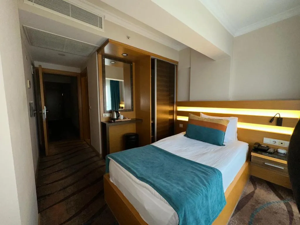 DOUBLE SINGLE USE LAND VIEW Room, Ilayda Hotel, Izmir