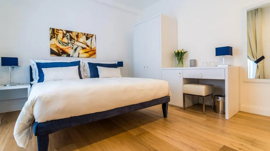 Room, Cafe Bleu Relais, Alghero