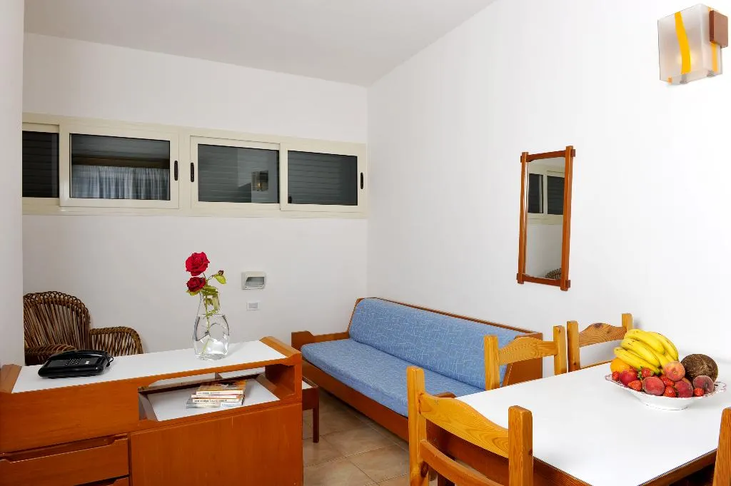 Room, La Serra Holiday Village & Beach Resort, Naples
