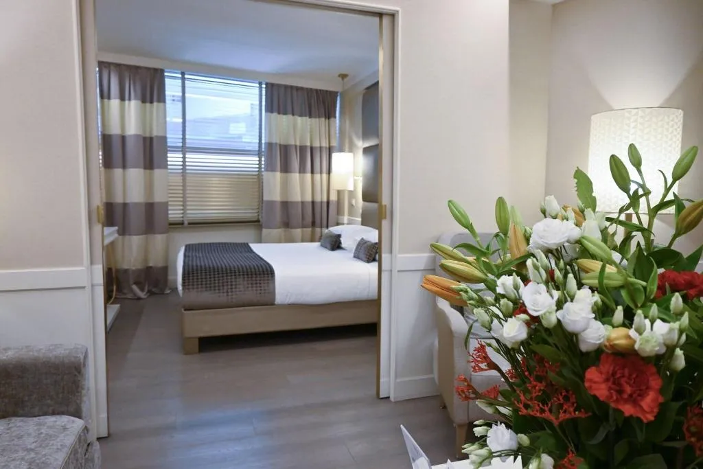 STUDIO DELUXE KING BED Room, Ponte Vecchio Suites & Spa, Florence