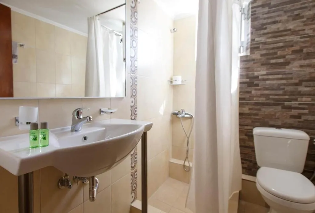 Room, Tolon Beach Hotel, Athens