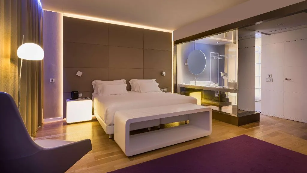 Room, NH Collection Madrid Eurobuilding, Madrid