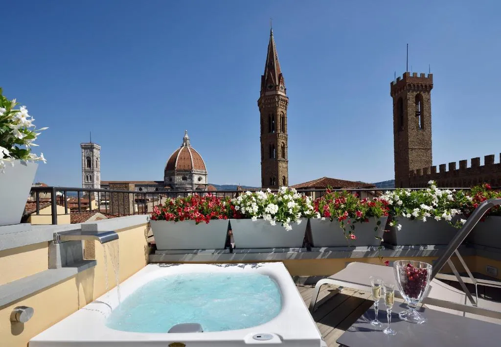 Room, San Firenze Suites And Spa, Florence