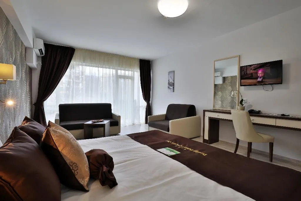 FAMILY ROOM DELUXE Room, Prestige Deluxe Hotel Aquapark Club, Varna