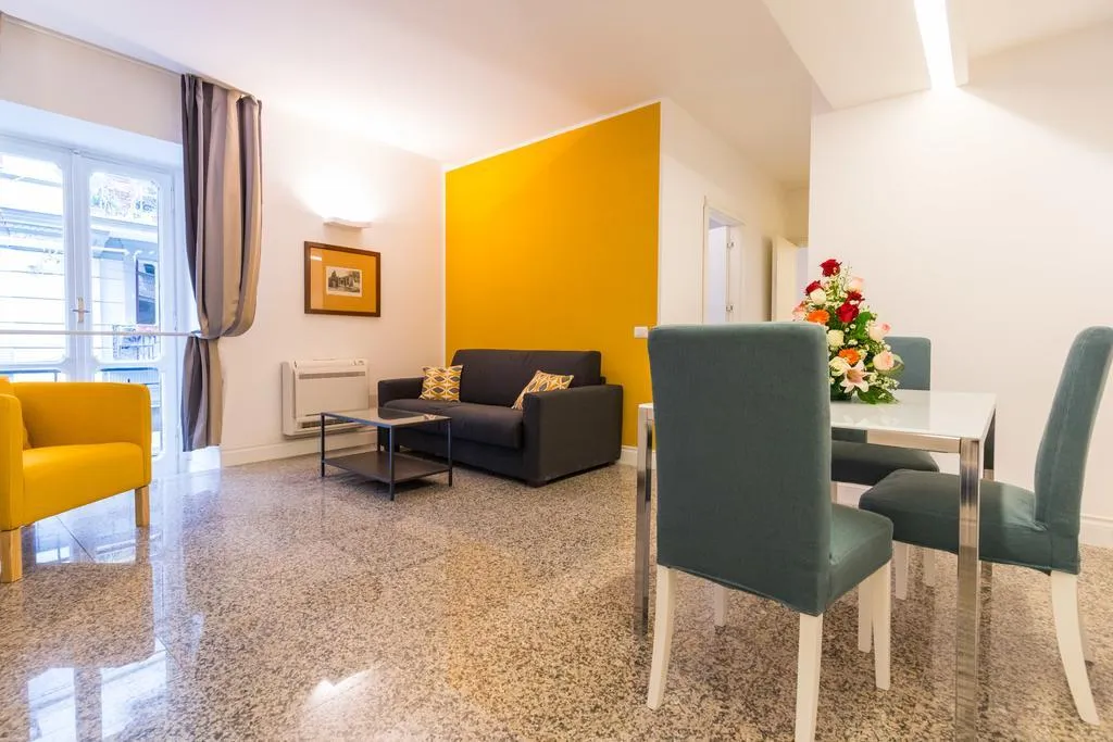 APARTMENT STANDARD Room, Apartamentos Lungomare, Naples