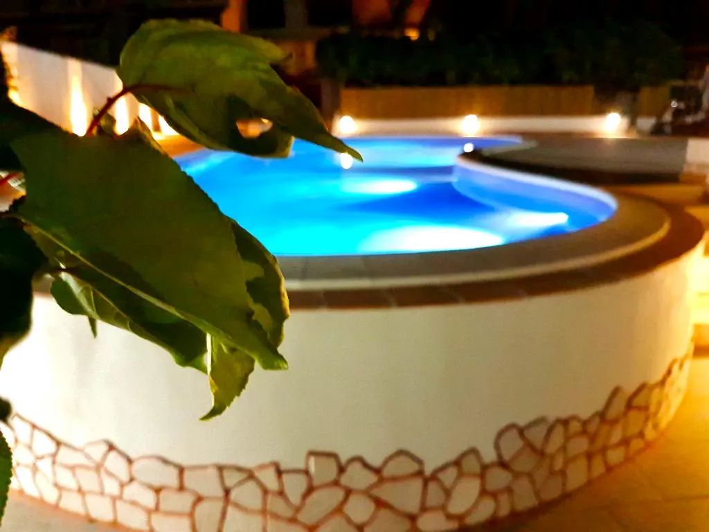 Pool, Hotel Alexander, Catania