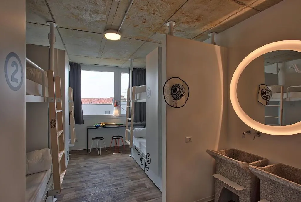 Room CAPACITY 6 ONE BEDROOM Room, Anda Venice Hostel, Venice