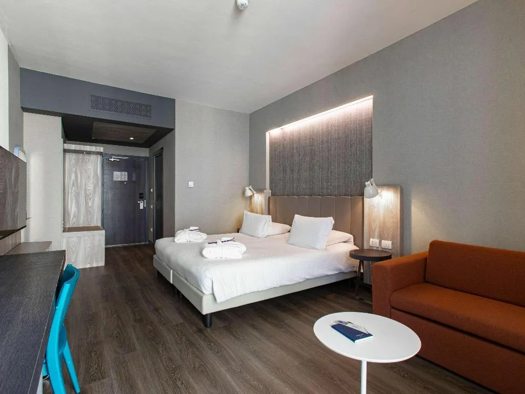 Room STANDARD Room, Mercure Firenze Centro, Florence