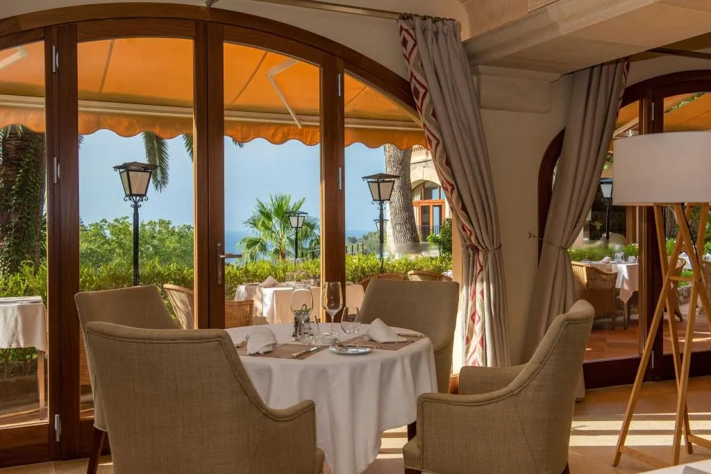 Restaurant, Es Moli, Majorca