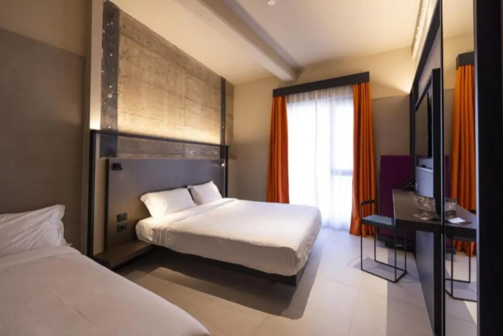 TRIPLE STANDARD Room, Joy 124 Hotel Milano, Milan