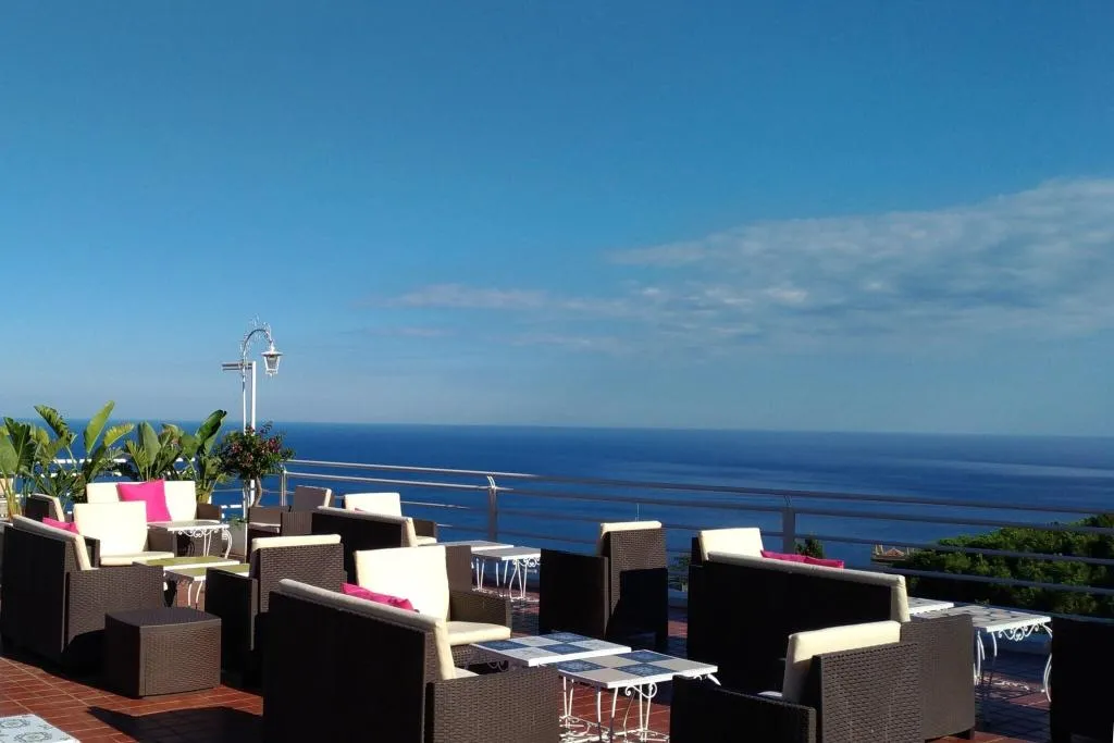 Terrace, Continental, Taormina
