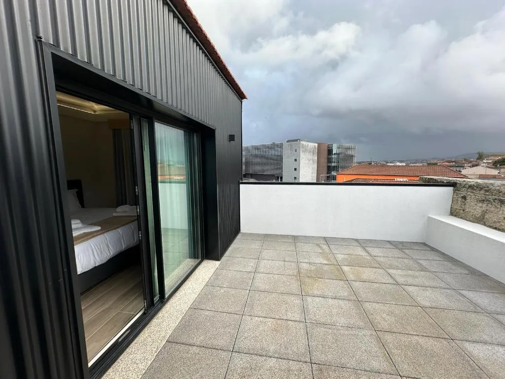 DOUBLE DELUXE Room, Oporto Station Hostel & Rooms, Porto