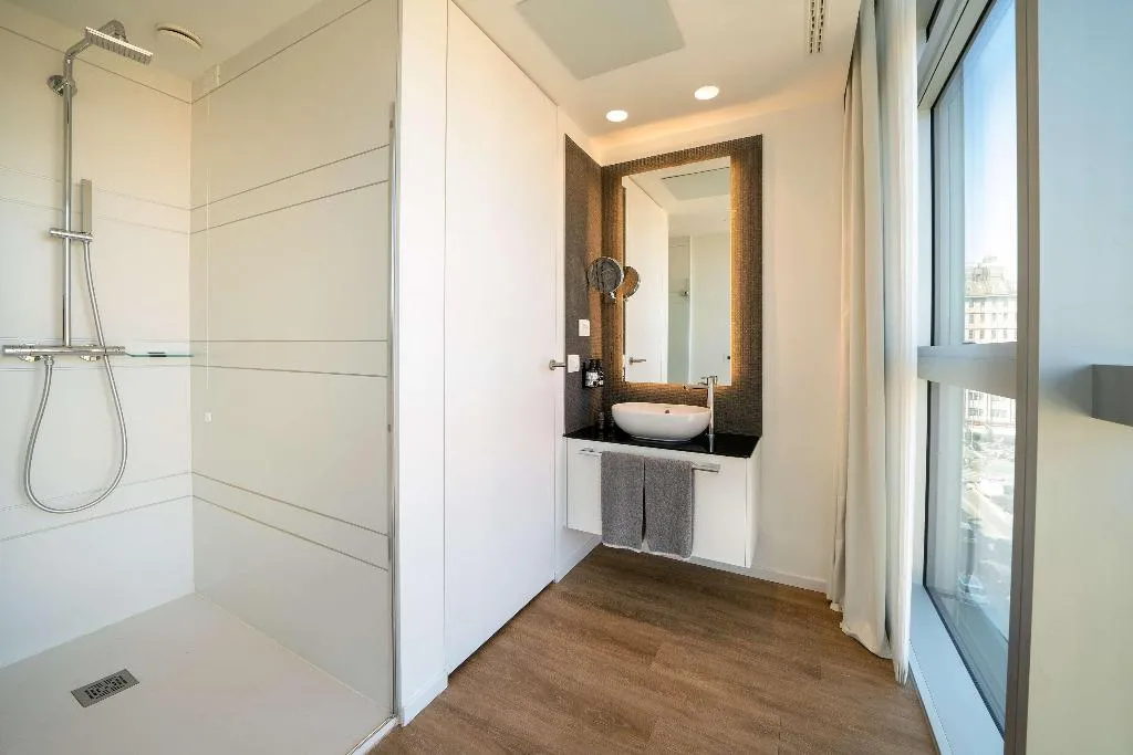 Room, Innside Milano Torre Galfa, Milan