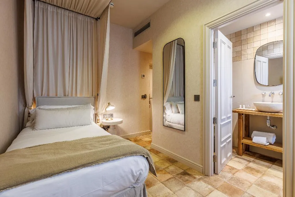 SINGLE STANDARD Room, Hoposa Uyal, Majorca