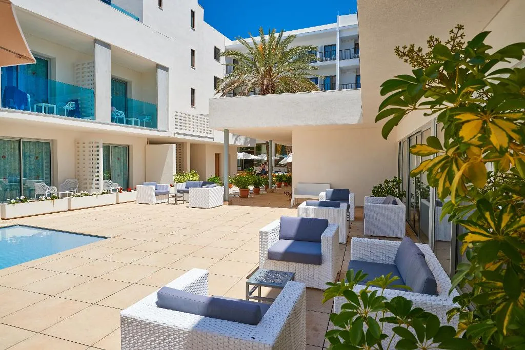 Terrace, More, Majorca