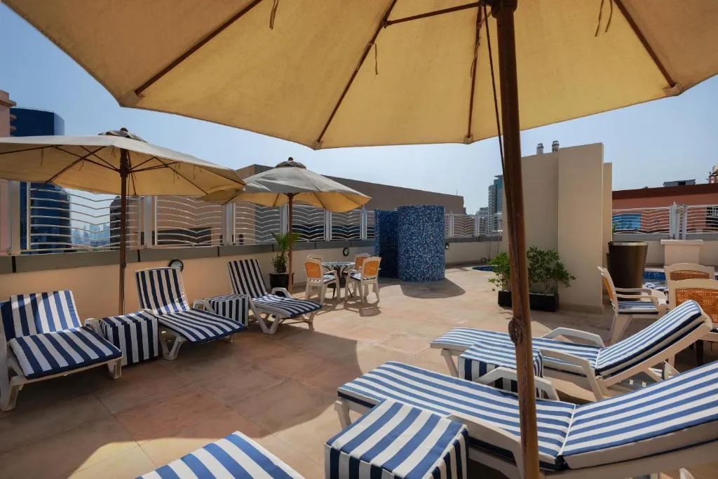Terrace, Landmark Premier Hotel, Dubai