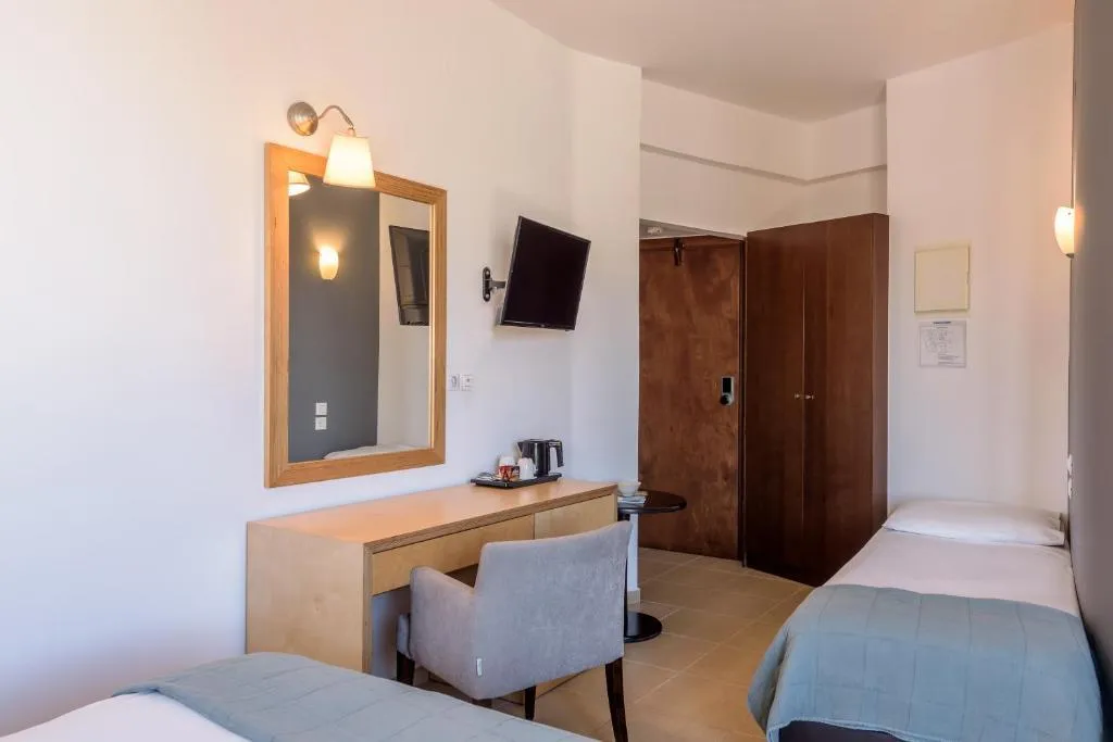 TRIPLE STANDARD Room, Iraklion, Crete
