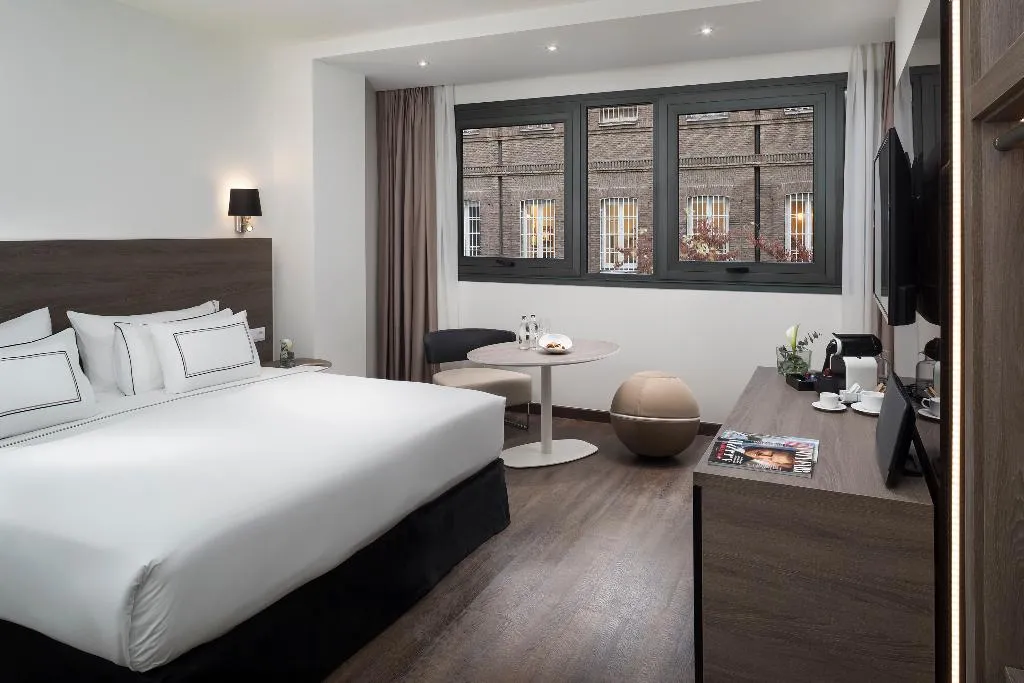 Double or Twin CONNECTING ROOM Room, Melia Madrid Serrano, Madrid