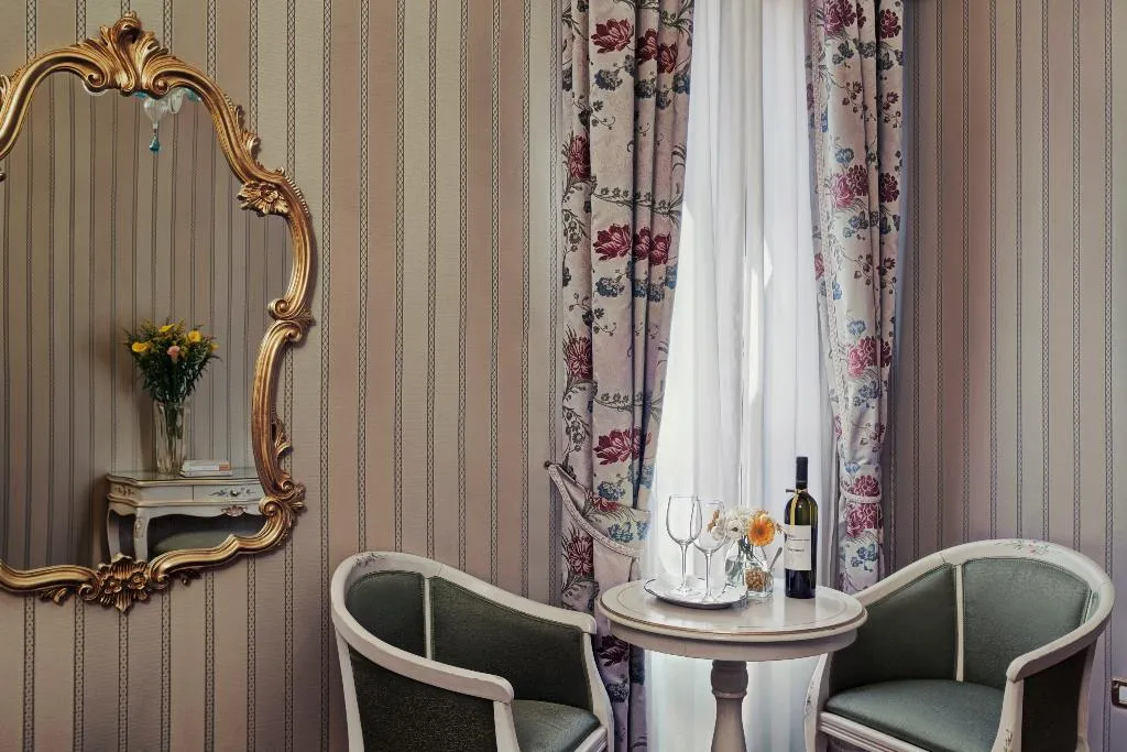 Room, Antica Locanda Al Gambero, Venice