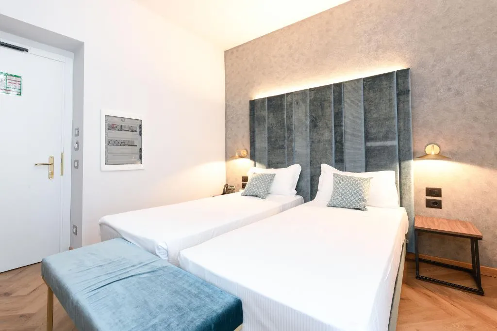 DOUBLE SUPERIOR Room, Palazzo Santo Spirito, Milan