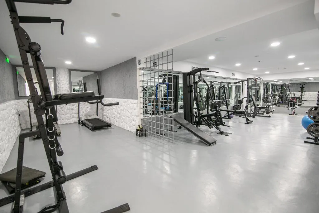 Sports and Entertainment, Acroterra Rosa Luxury Suites & Spa, Santorini