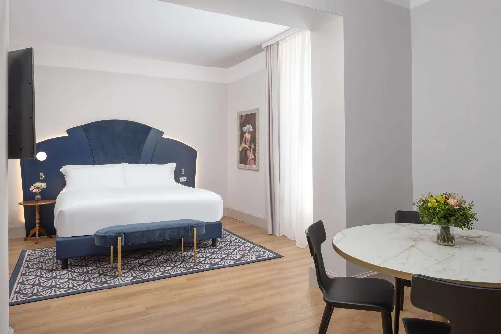 SUITE KING BED ONE BEDROOM  Room, Anglo American Hotel Florence, Curio Collection, Florence