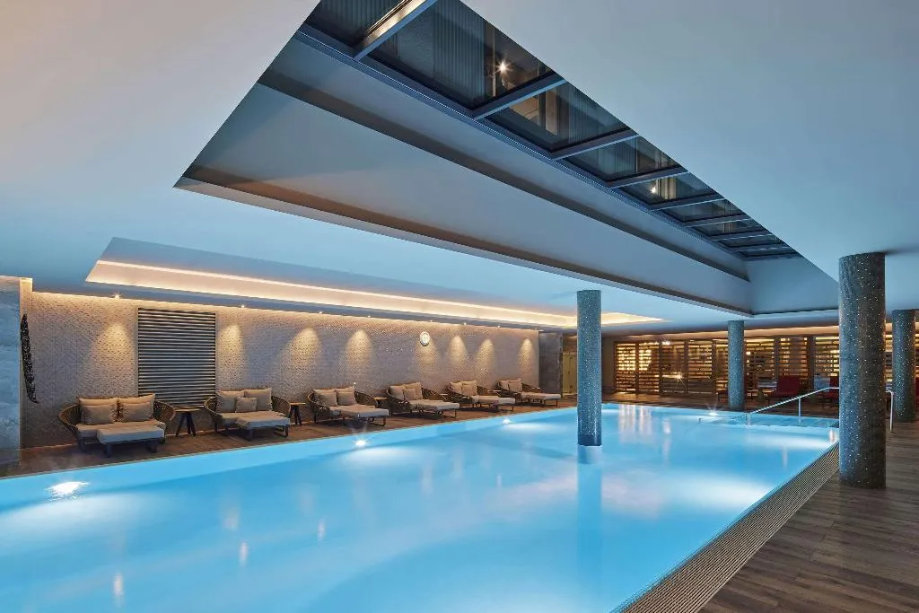 Sports and Entertainment, Titanic Chaussee Berlin, Berlin