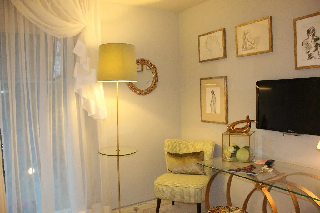 SINGLE PRESTIGE Room, Carmo's Boutique Hotel, Porto