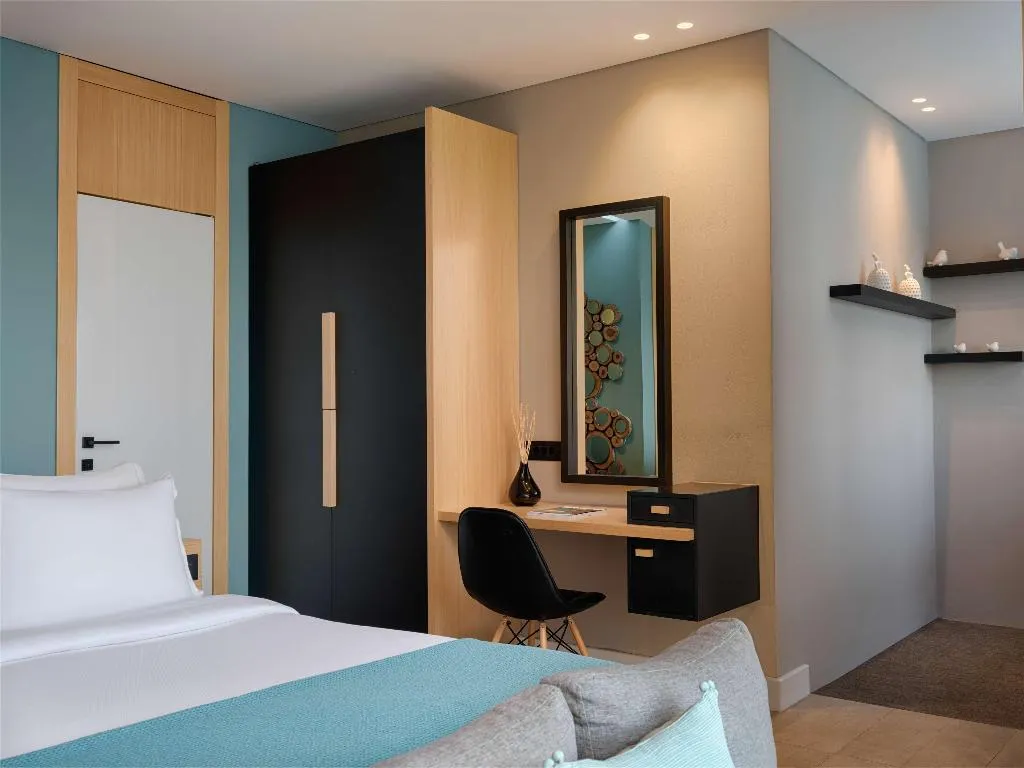 SUITE WITH PRIVATE POOL Room, Domes Aulus Elounda, Curio Collection by Hilton, Crete