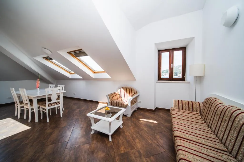 APARTMENT CAPACITY 5 Room, Apartments Vila Riva, Dubrovnik