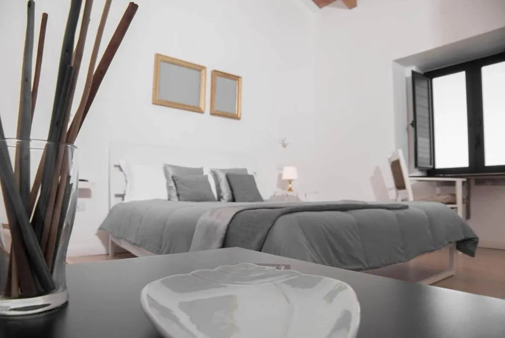 Room, Bookbreakfast, Catania