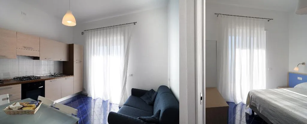 APARTMENT SEA VIEW CAPACITY 2 Room, Residence Due Torri, Naples