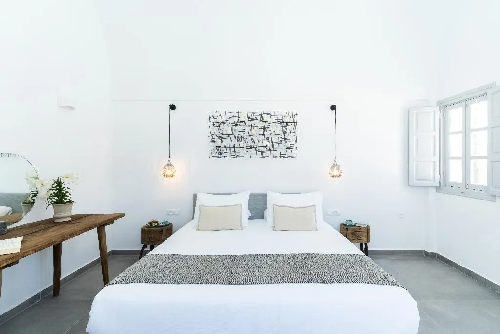 VILLA SUPERIOR Room, Elysian Santorini, Santorini