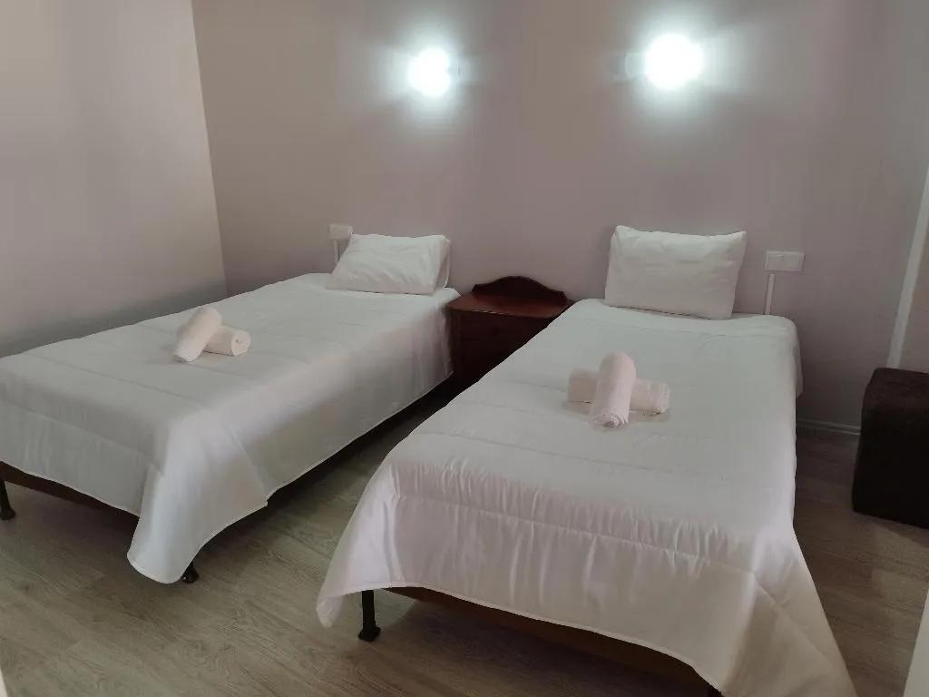 TRIPLE STANDARD Room, Alojamento Central Ii, Madeira