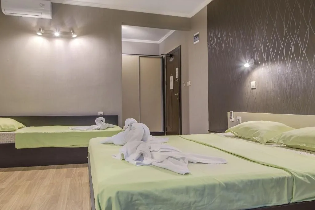 Room, Family Hotel Adena, Bourgas