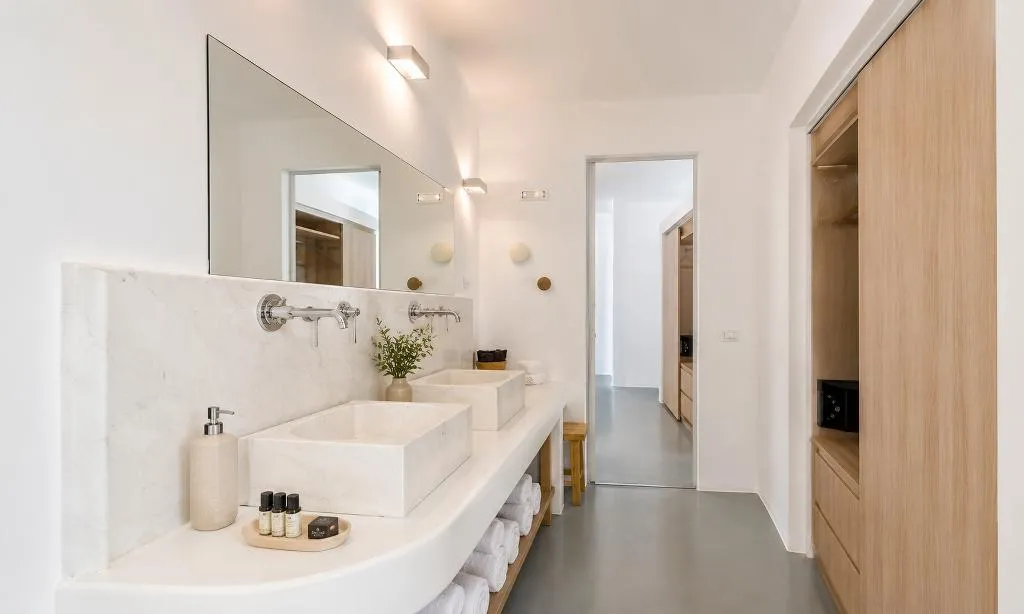 SUITE SUPERIOR WITH PRIVATE POOL Room, Santorini Heights, Santorini