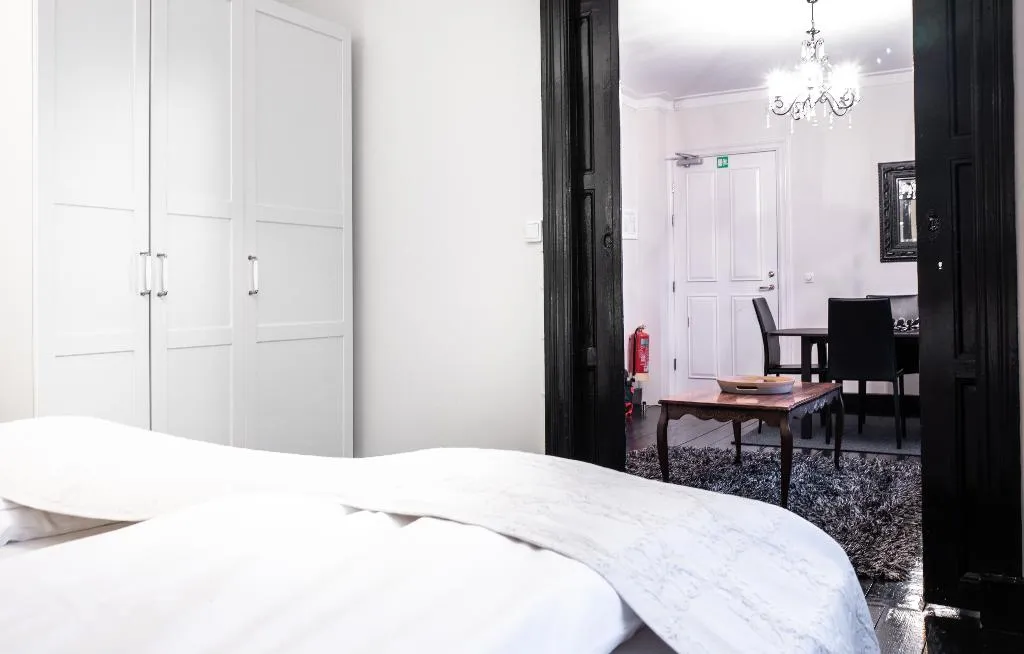 APARTMENT DELUXE TWO BEDROOM Room, Luna Hotel Apartments Amtmannsstigur, Reykjavik