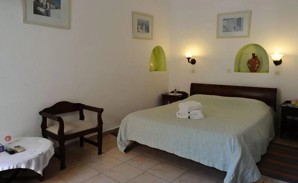 DOUBLE STANDARD Room, Kavalari Hotel, Santorini