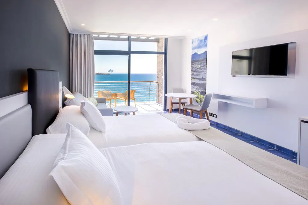 Double or Twin SEA FRONT Room, Hotel LIVVO Mirador Papagayo, Lanzarote