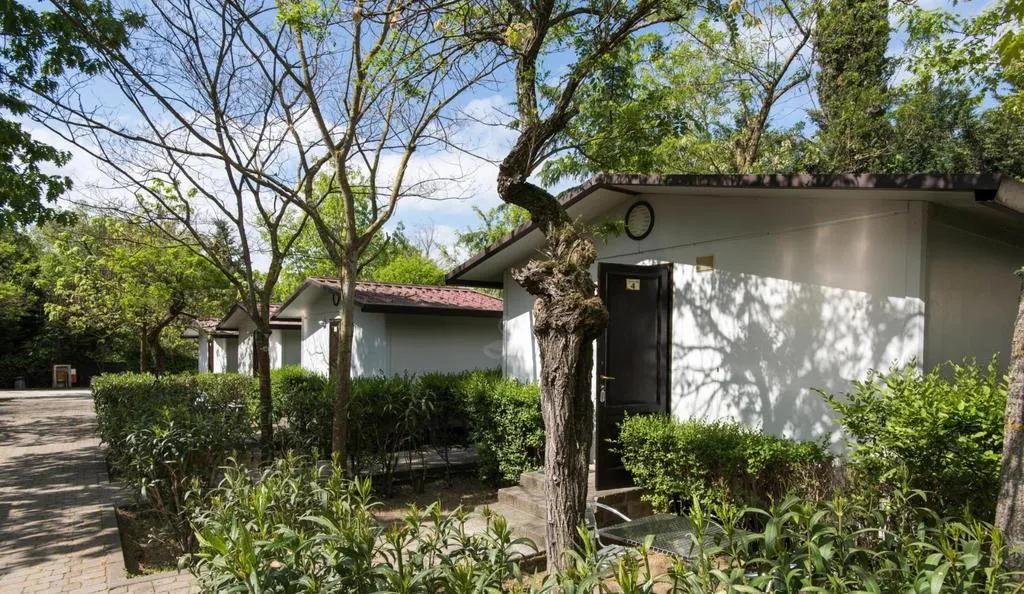 BUNGALOW CAPACITY 2 Room, Happy Village & Camping, Rome