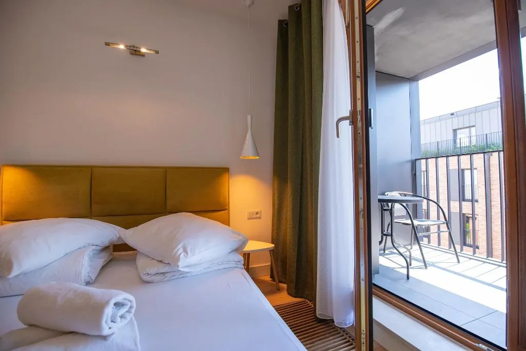 Room, City Lights Apartments, Krakow
