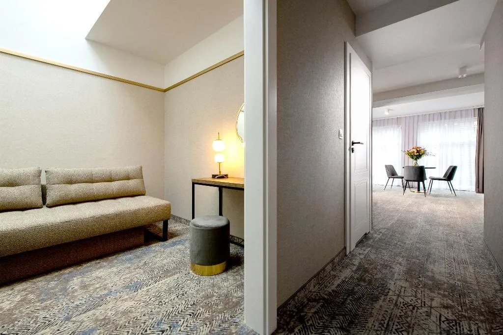 APARTMENT COMFORT Room, MR67 Mayera Rapaporta Aparthotel, Krakow