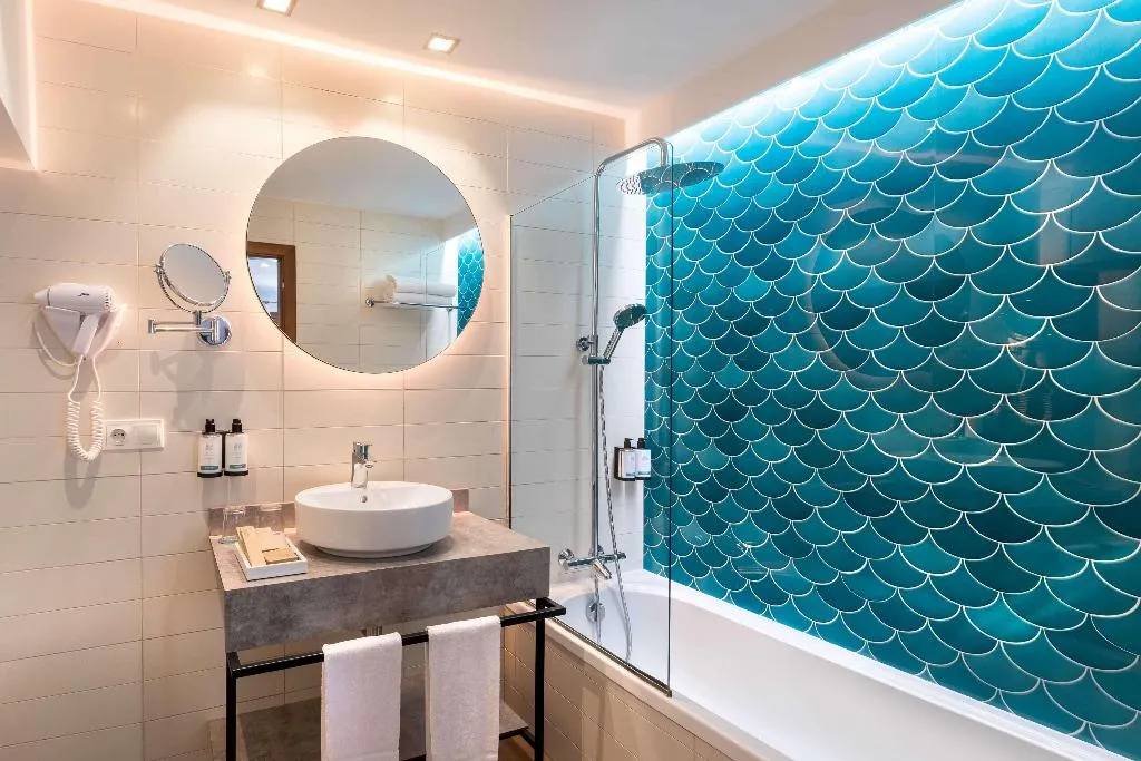 DOUBLE SUPERIOR Room, Occidental Pueblo Acantilado, Costa Blanca