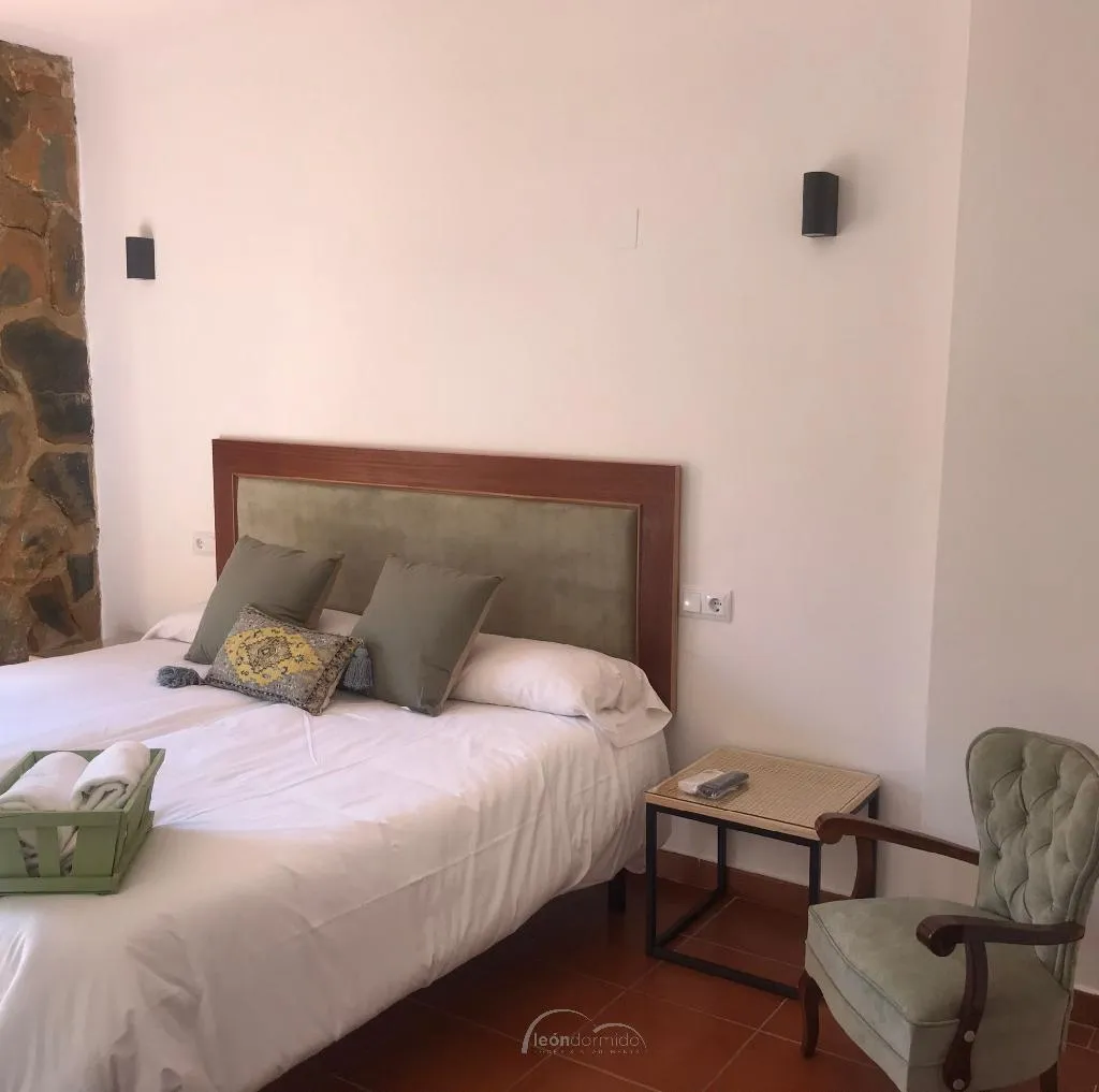 TRIPLE STANDARD Room, LEON DORMIDO Room & Apartments, Costa Blanca