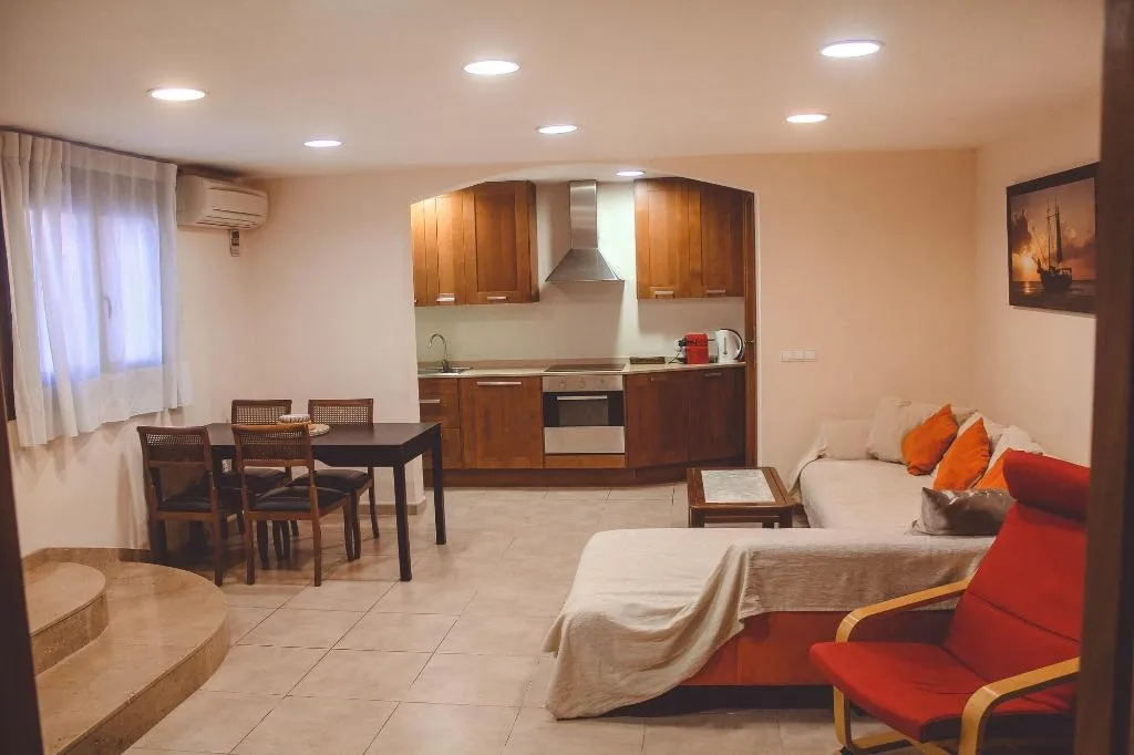 Room, Hotel Llar De Capitans, Barcelona