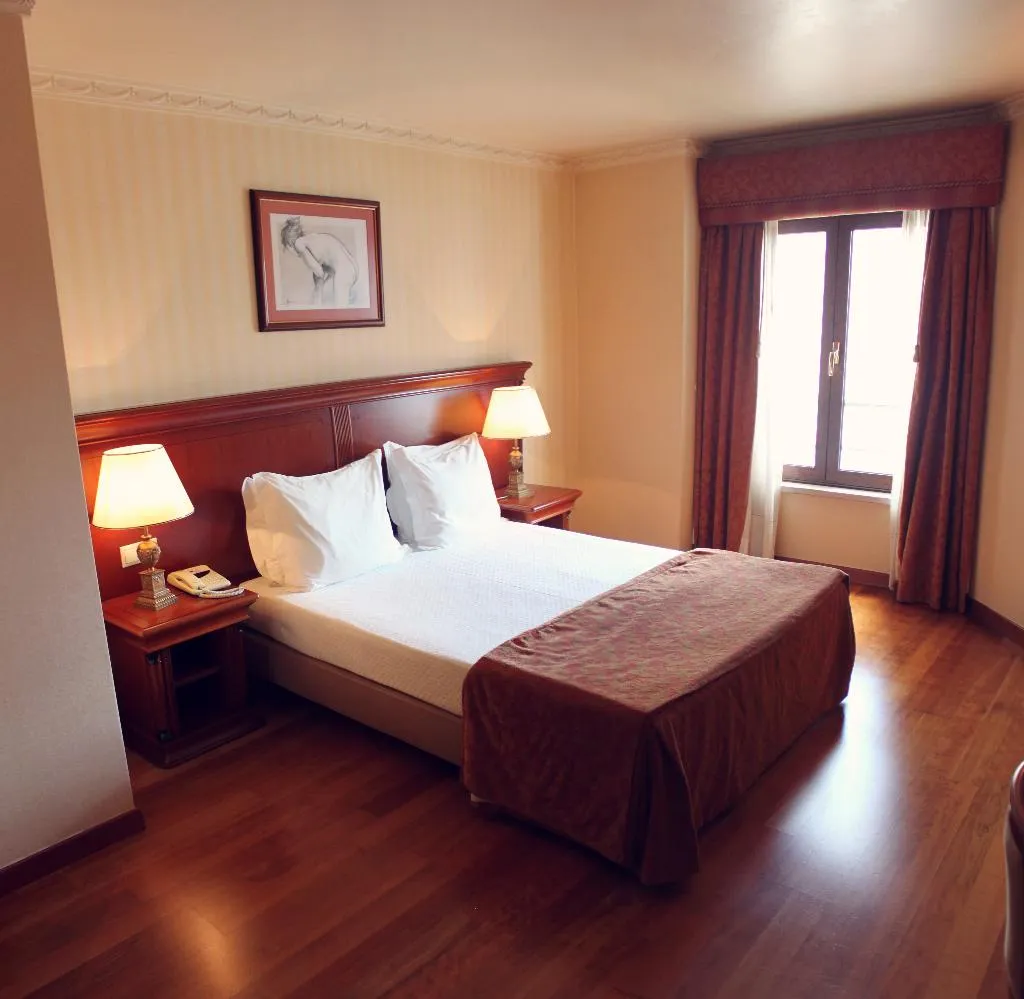 DOUBLE STANDARD Room, Turim Lisboa Hotel, Lisbon