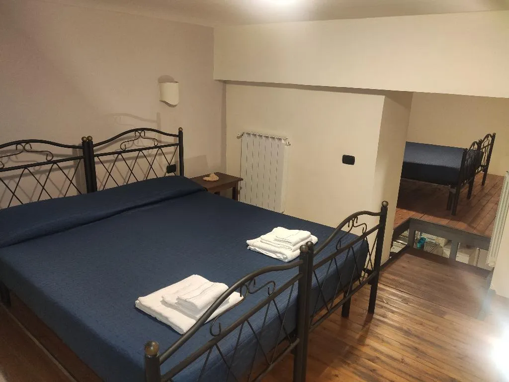 APARTMENT DELUXE Room, Case Così Apartments Napoli, Naples