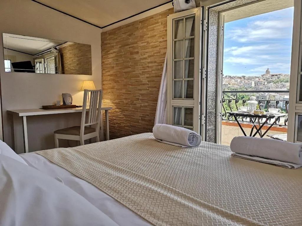 Room, Villa Ambra B&B, Catania