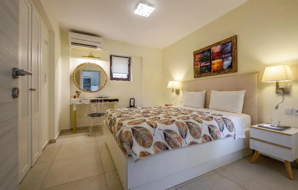 APARTMENT GARDEN VIEW Room, Elpiniki Luxury Apartments, Thessaloniki